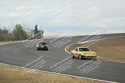 media/Jan-26-2025-CalClub SCCA (Sun) [[cfcea7df88]]/Group 1/Race/